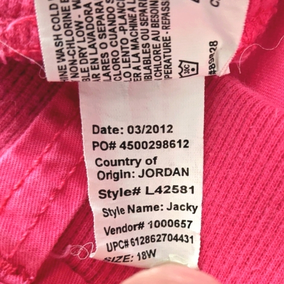 Gloria Vanderbilt Jacky Shorts. - Picture 6 of 6